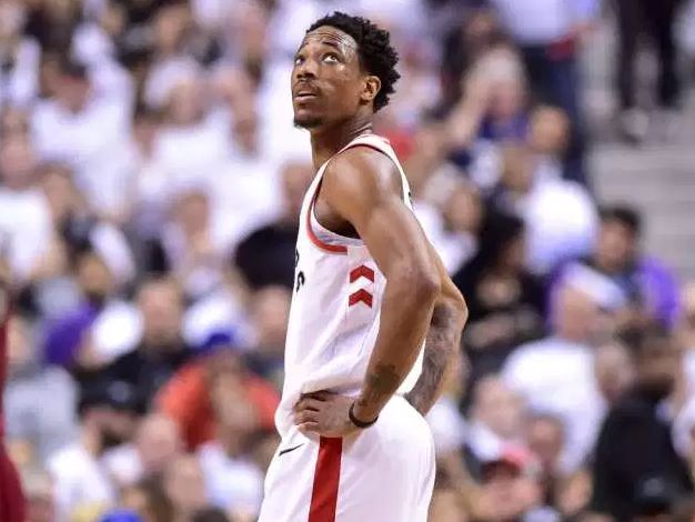 俱乐部得以 俱乐部得以